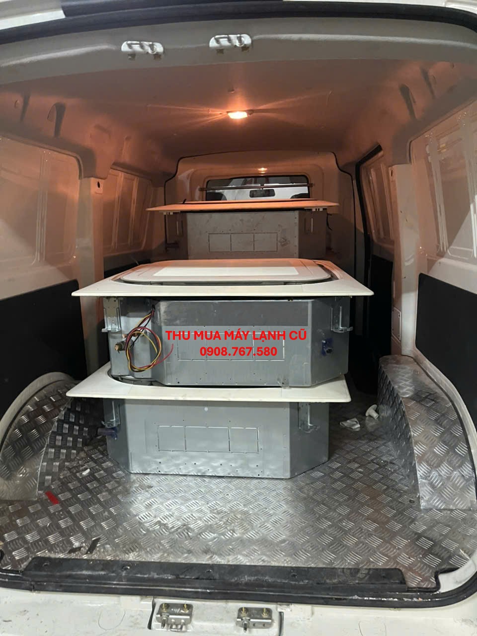 Thanh lý máy lạnh âm tràn cũ tận nơi giá cao