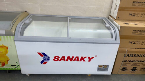 Tủ Đông Kính Sanaky 500 lit. Mới 88%.